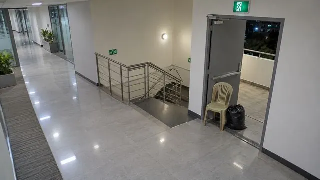 Floor 6 stairwell camera